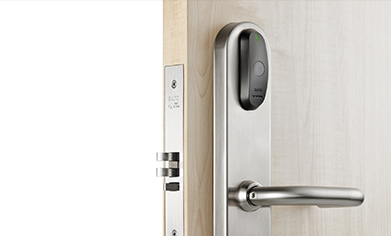 What is a rim lock and what are its advantages？